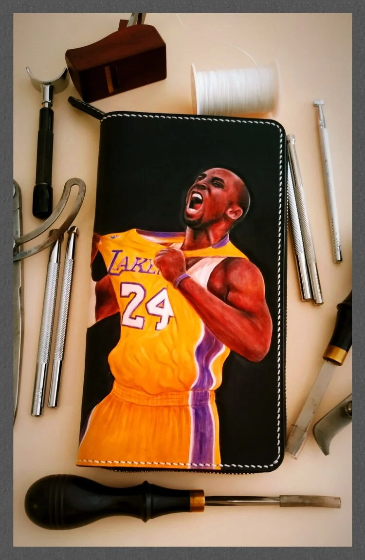 Saigon Leather Custom Hand-Painted Sports Legend Wallet E711 - Image 3