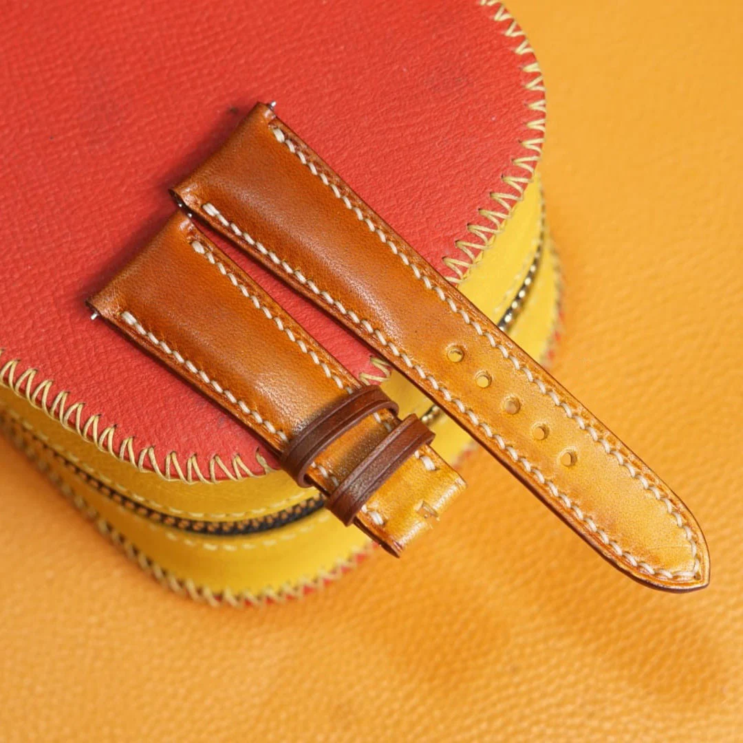 Saigon-Leather Handcrafted Patina Leather Watch Strap - Image 2
