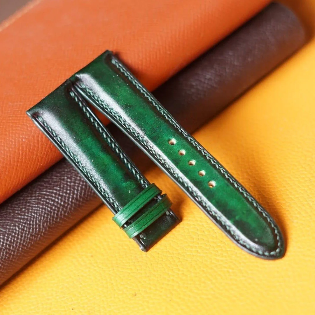 Saigon-Leather Handcrafted Patina Leather Watch Strap - Image 3