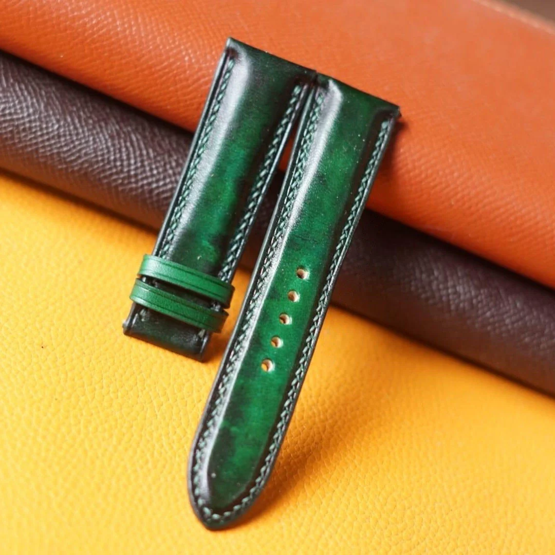 Saigon-Leather Handcrafted Patina Leather Watch Strap - Image 4