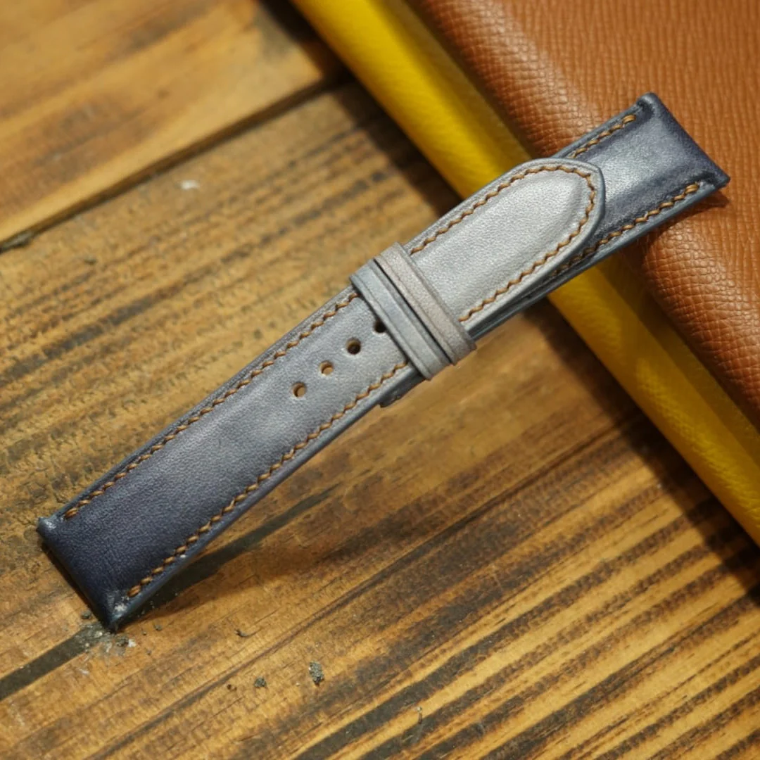 Saigon-Leather Handcrafted Gray Patina Leather Watch Strap - Image 4