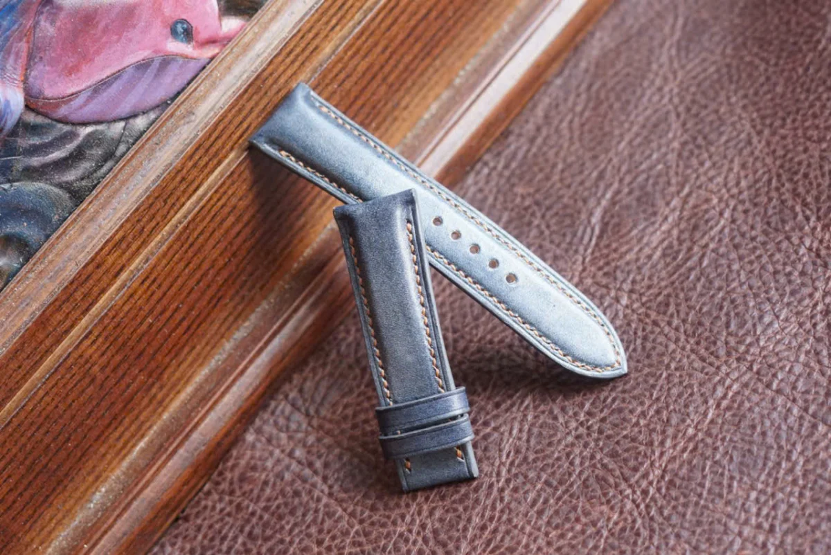 Saigon-Leather Handcrafted Gray Patina Leather Watch Strap - Image 7