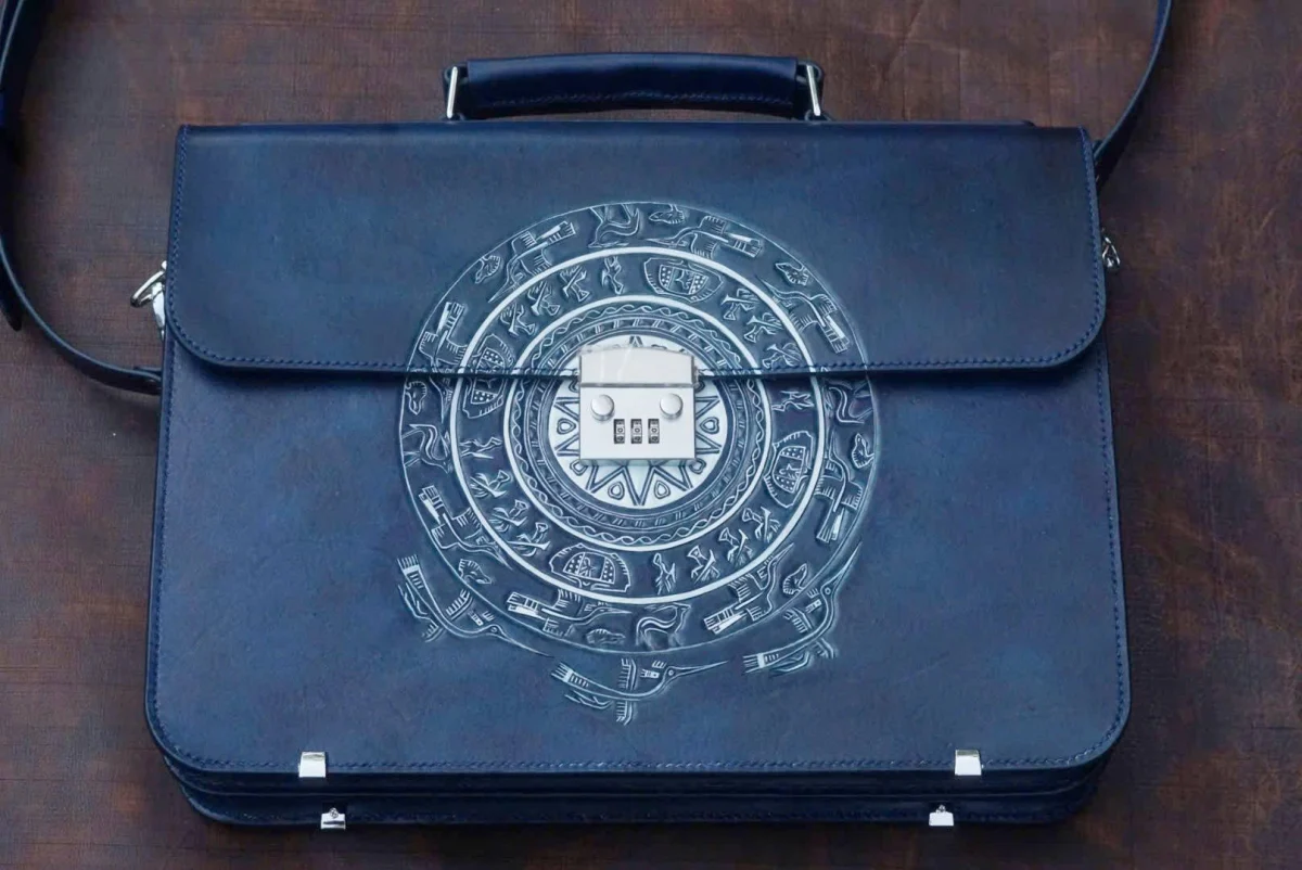 Saigon Leather’s Customizable Artfully Engraved Leather Briefcase – Dong Son Drum Edition - Image 2