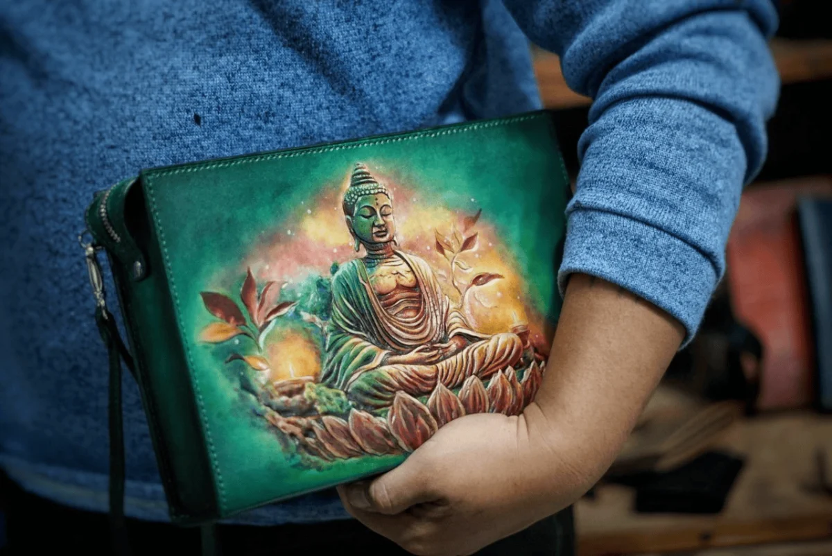 Saigon Leather’s Customizable Double-Sided Engraved Leather Handbag – Enlightenment Amidst Darkness Edition - Image 2