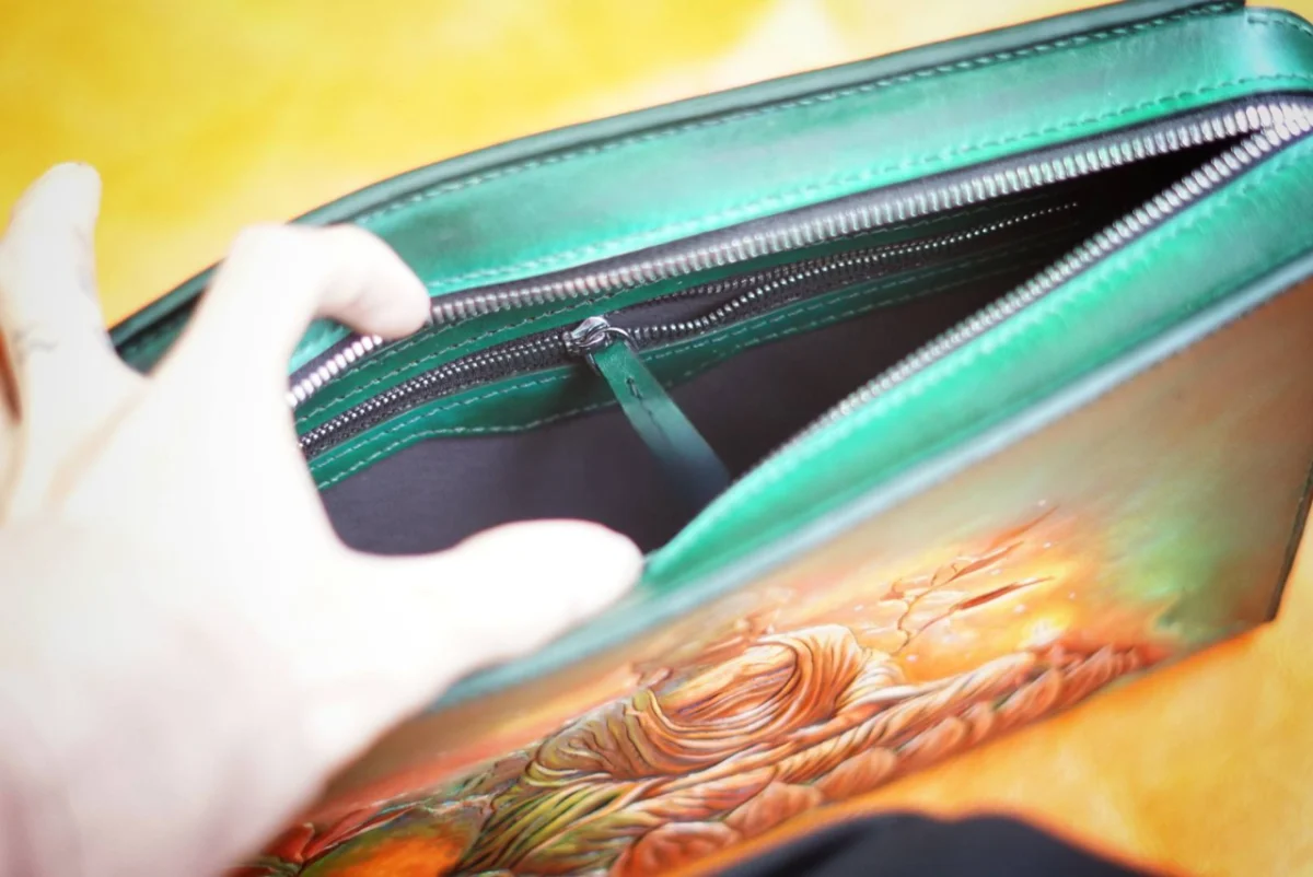 Saigon Leather’s Customizable Double-Sided Engraved Leather Handbag – Enlightenment Amidst Darkness Edition - Image 7