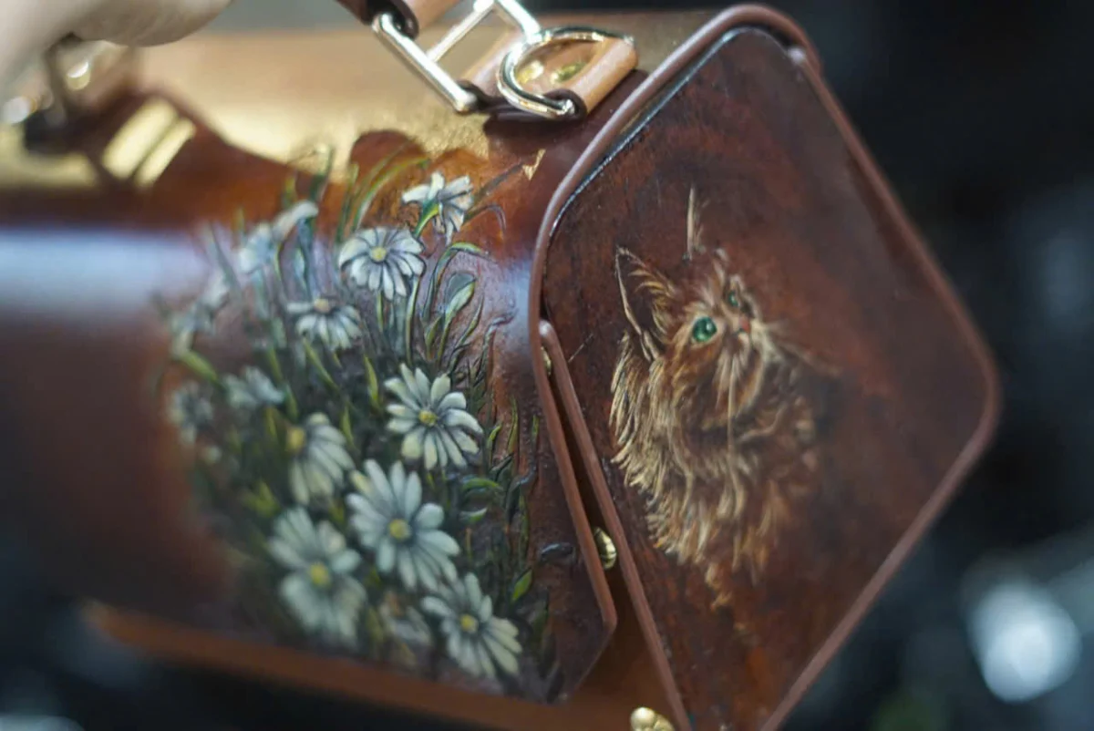 Saigon Leather’s Customizable Handcrafted Leather Handbag – Wild Daisy Reverie Edition - Image 7