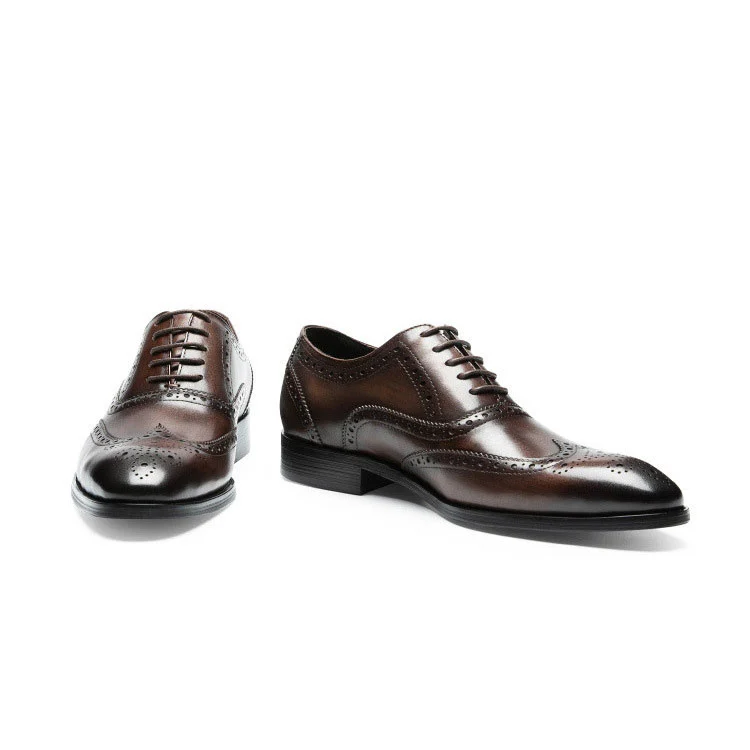 Saigon Leather's Classic Wingtip Oxfords with Brogue Detailing - Image 3