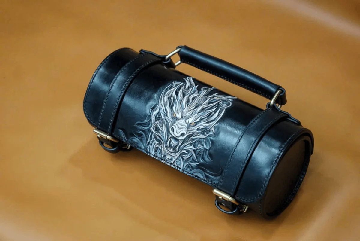 Wolf’s Fury” Handcrafted Leather Barrel Bag – 3D Carved & Hand-Painted Art - Image 5