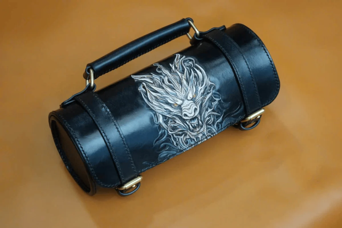 Wolf’s Fury” Handcrafted Leather Barrel Bag – 3D Carved & Hand-Painted Art - Image 7