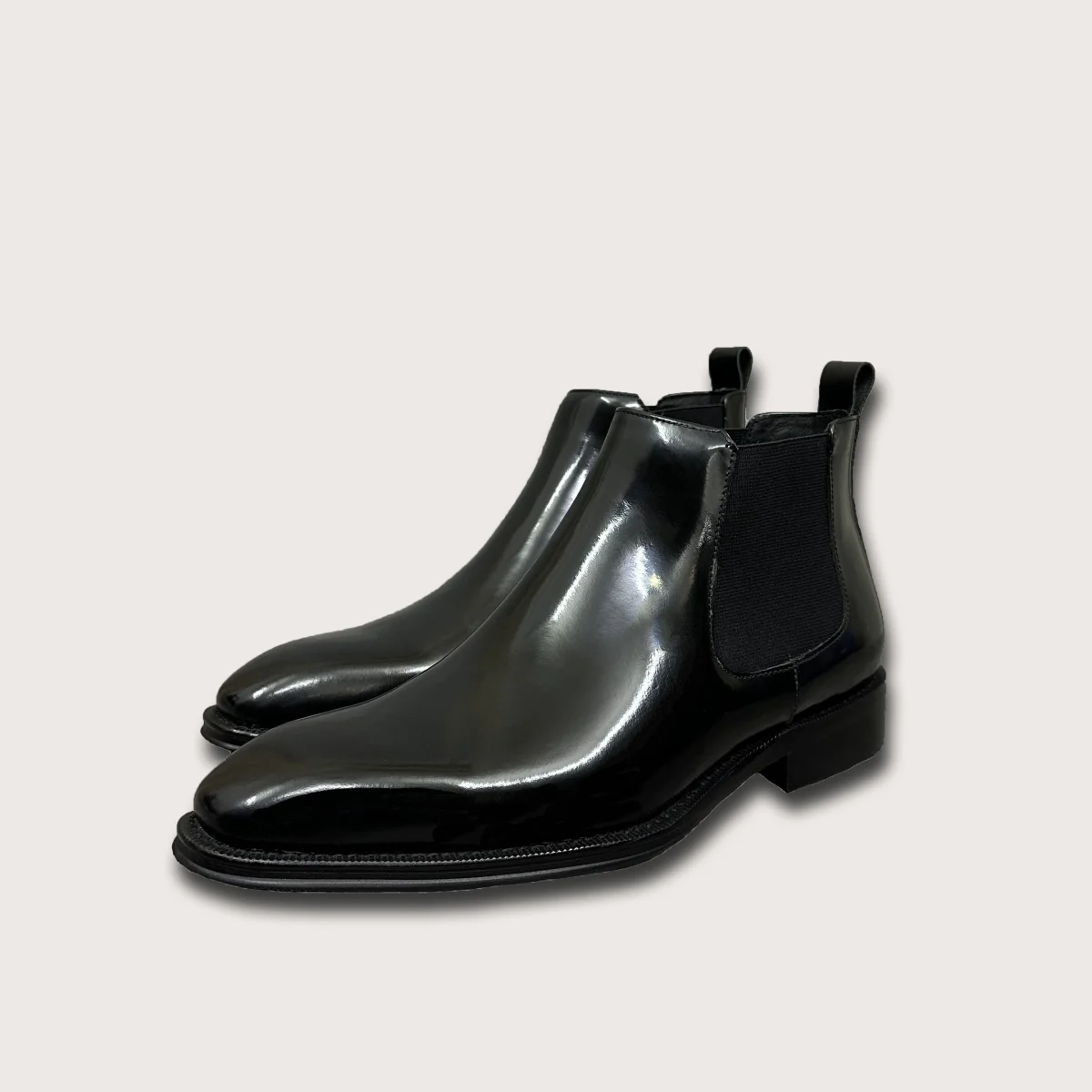 Saigon Leather's The Signature Stride Chelsea